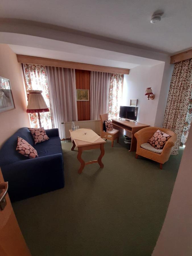Hotel Landgasthof Frankenstern Goessweinstein Eksteriør bilde