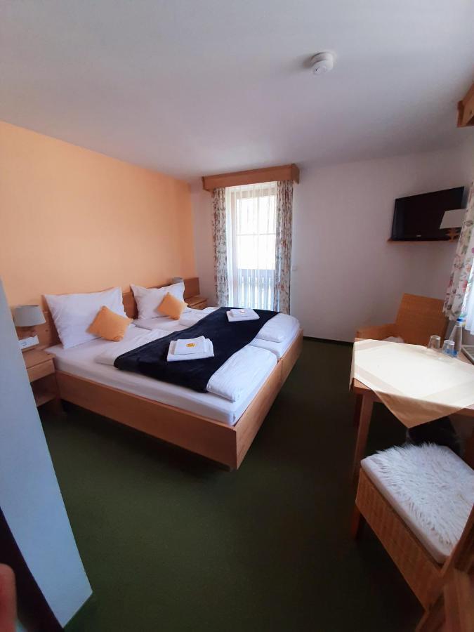 Hotel Landgasthof Frankenstern Goessweinstein Eksteriør bilde