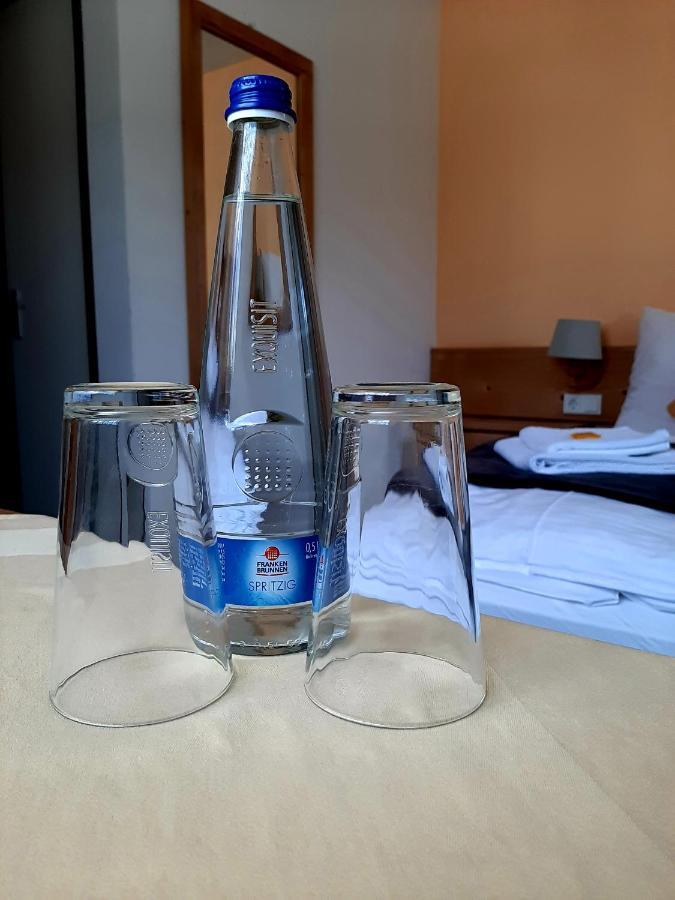 Hotel Landgasthof Frankenstern Goessweinstein Eksteriør bilde