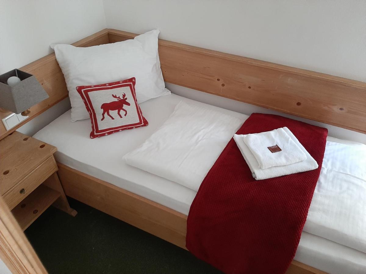 Hotel Landgasthof Frankenstern Goessweinstein Eksteriør bilde