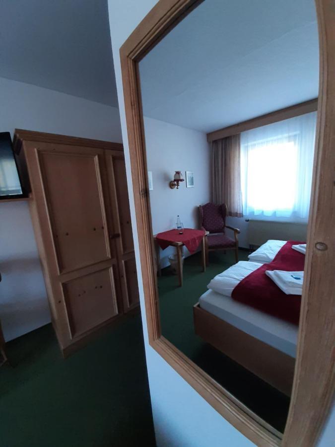 Hotel Landgasthof Frankenstern Goessweinstein Eksteriør bilde