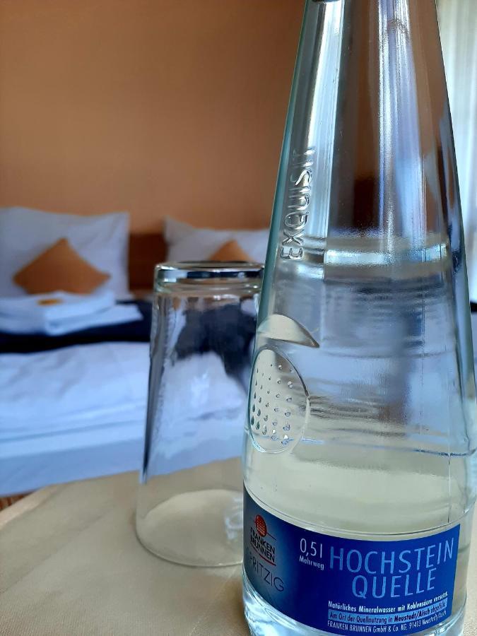Hotel Landgasthof Frankenstern Goessweinstein Eksteriør bilde