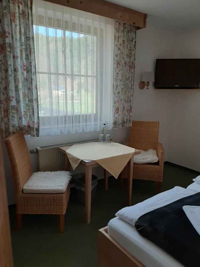 Hotel Landgasthof Frankenstern Goessweinstein Eksteriør bilde