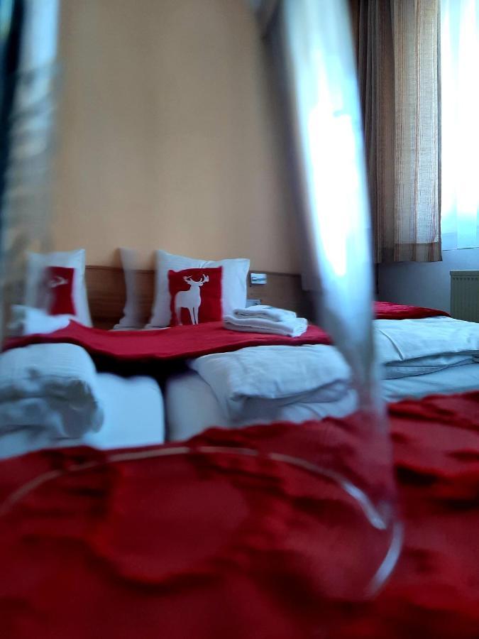 Hotel Landgasthof Frankenstern Goessweinstein Eksteriør bilde