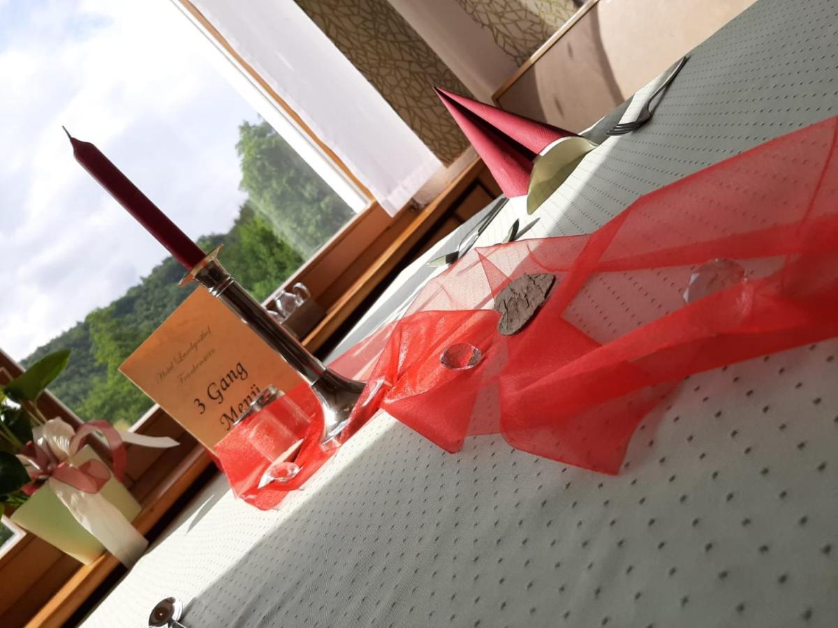 Hotel Landgasthof Frankenstern Goessweinstein Eksteriør bilde